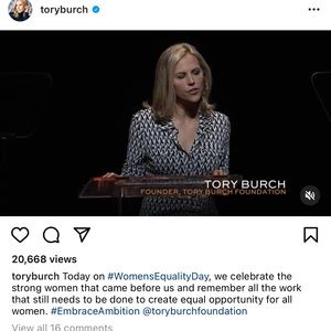 TORY BURCH FAVORITE- Christa top